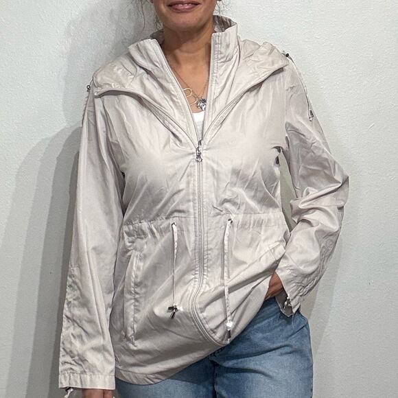 Jones New York Tan Hooded Windbreaker Jacket Sz M NWOT - Picture 1 of 14